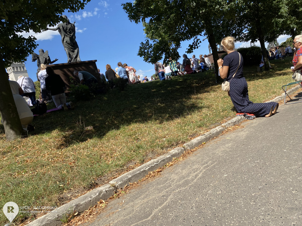 U stóp jasnogórskiej Panny - setki Mieszkańców Radomska w Częstochowie