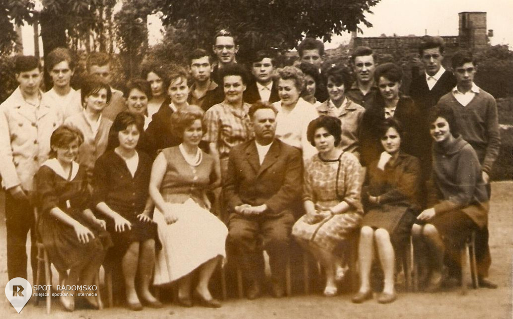 II Liceum Ogólnokształcące w Radomsku NASZA KLASA