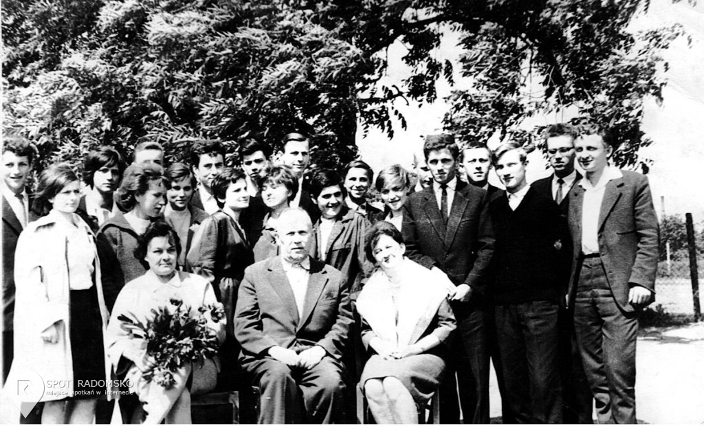 II Liceum Ogólnokształcące w Radomsku NASZA KLASA