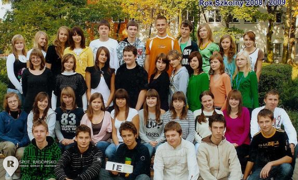 II Liceum Ogólnokształcące w Radomsku NASZA KLASA