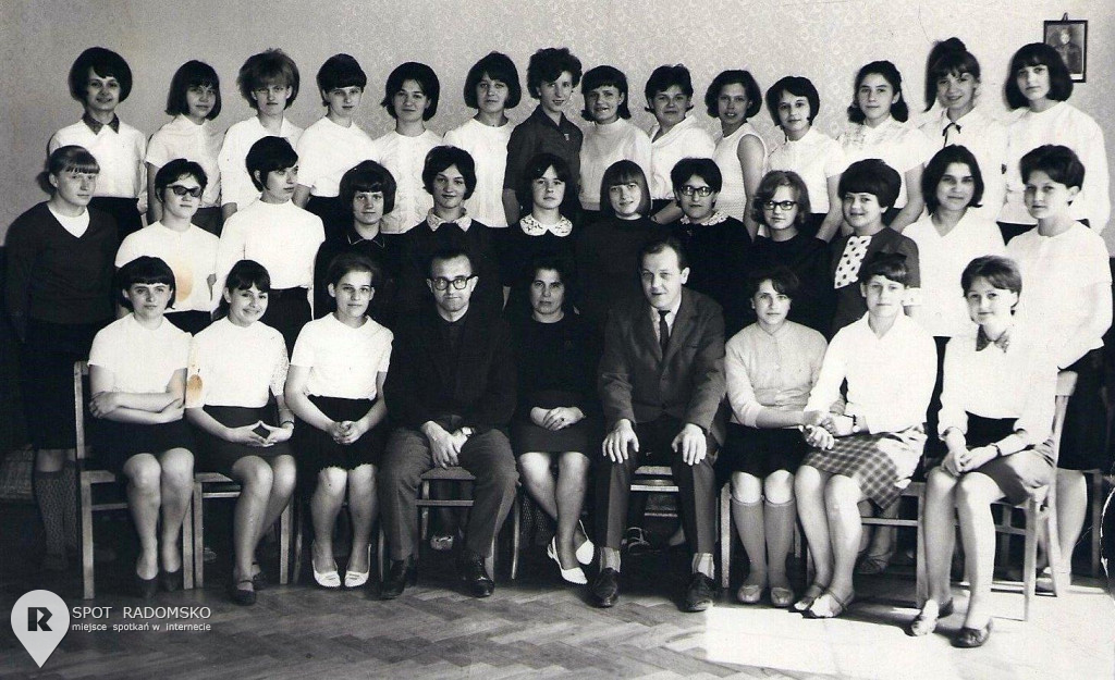 II Liceum Ogólnokształcące w Radomsku NASZA KLASA