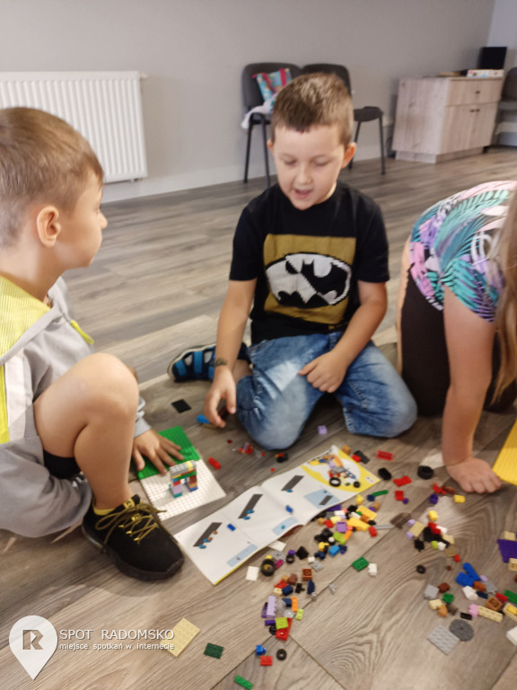Warsztaty z robotyki i programowania w GOK Kodrąb
