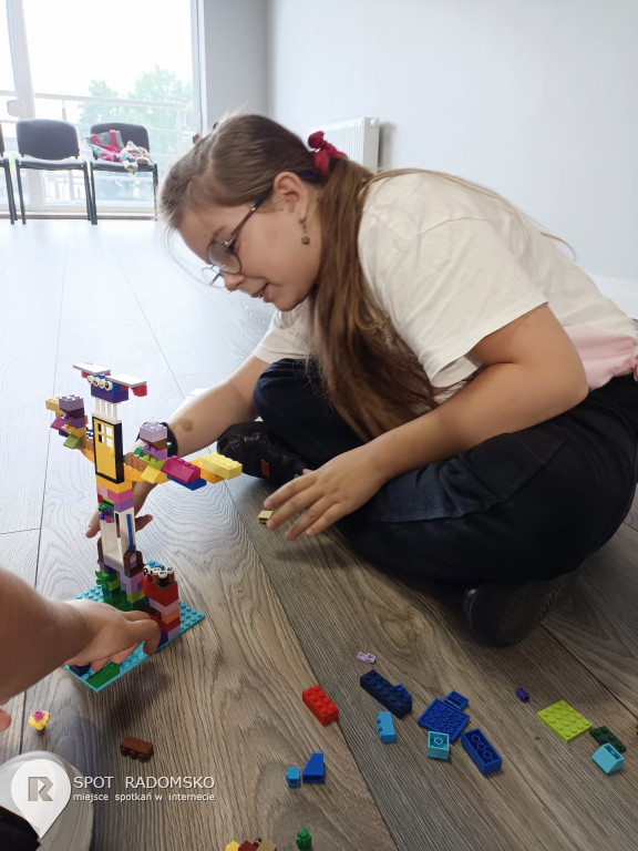 Warsztaty z robotyki i programowania w GOK Kodrąb
