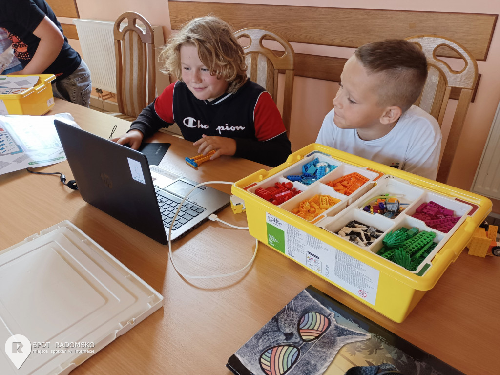 Warsztaty z robotyki i programowania w Kamieńsku