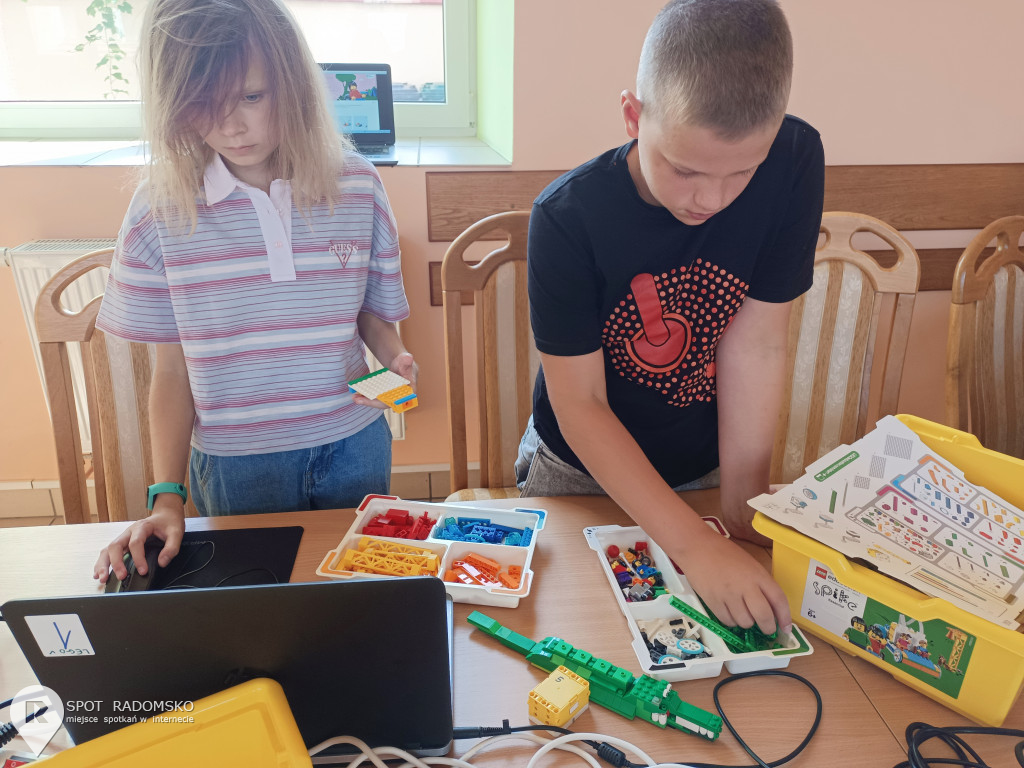 Warsztaty z robotyki i programowania w Kamieńsku