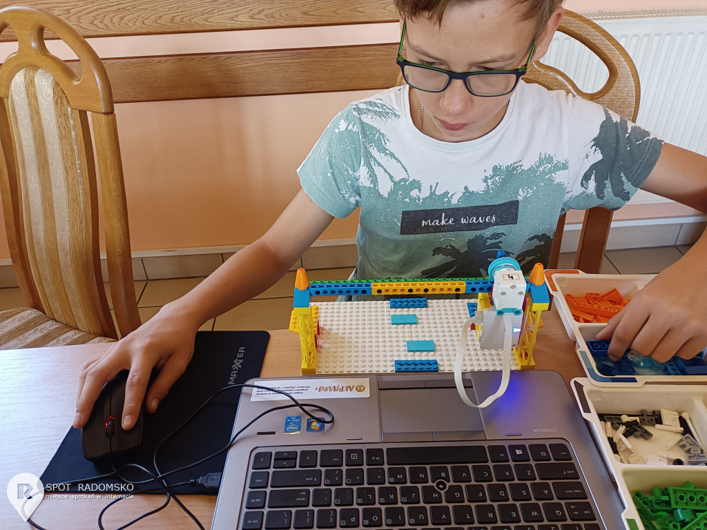 Warsztaty z robotyki i programowania w Kamieńsku