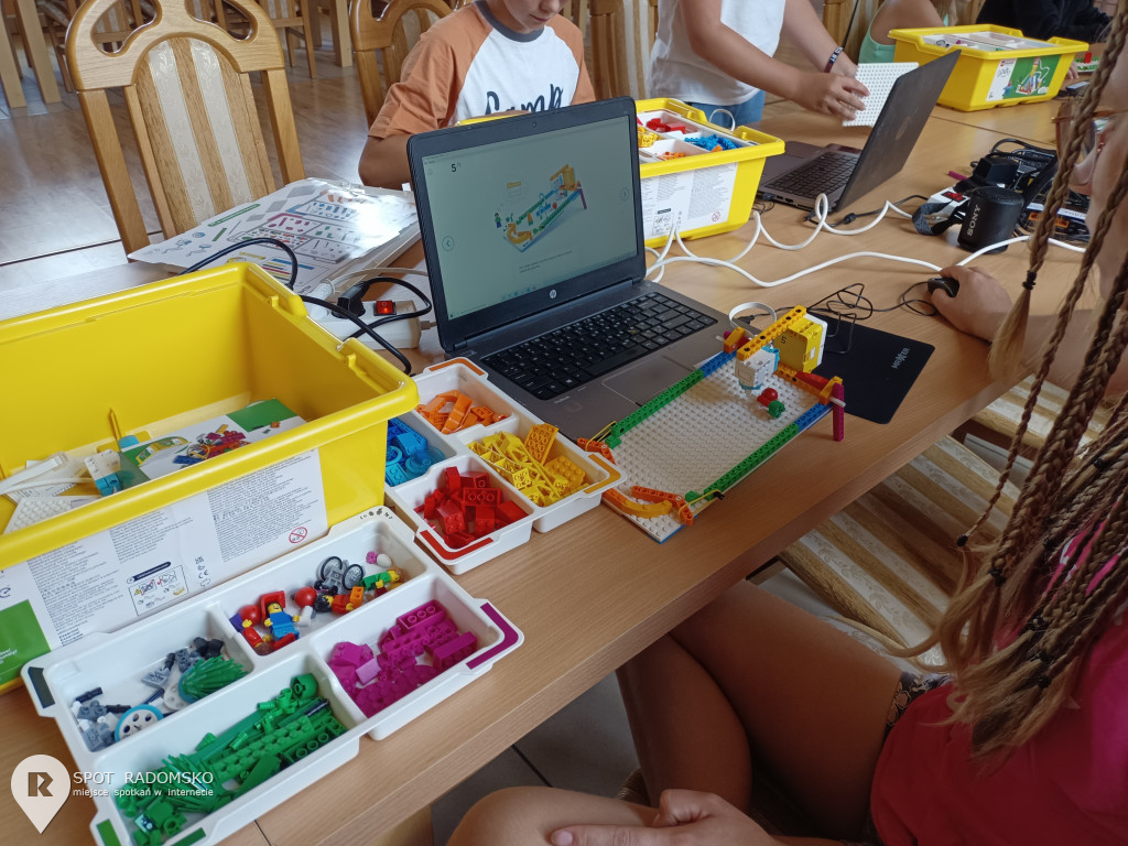 Warsztaty z robotyki i programowania w Kamieńsku