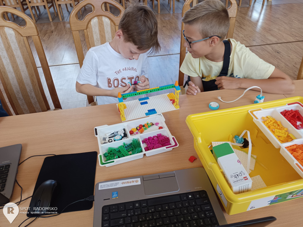 Warsztaty z robotyki i programowania w Kamieńsku