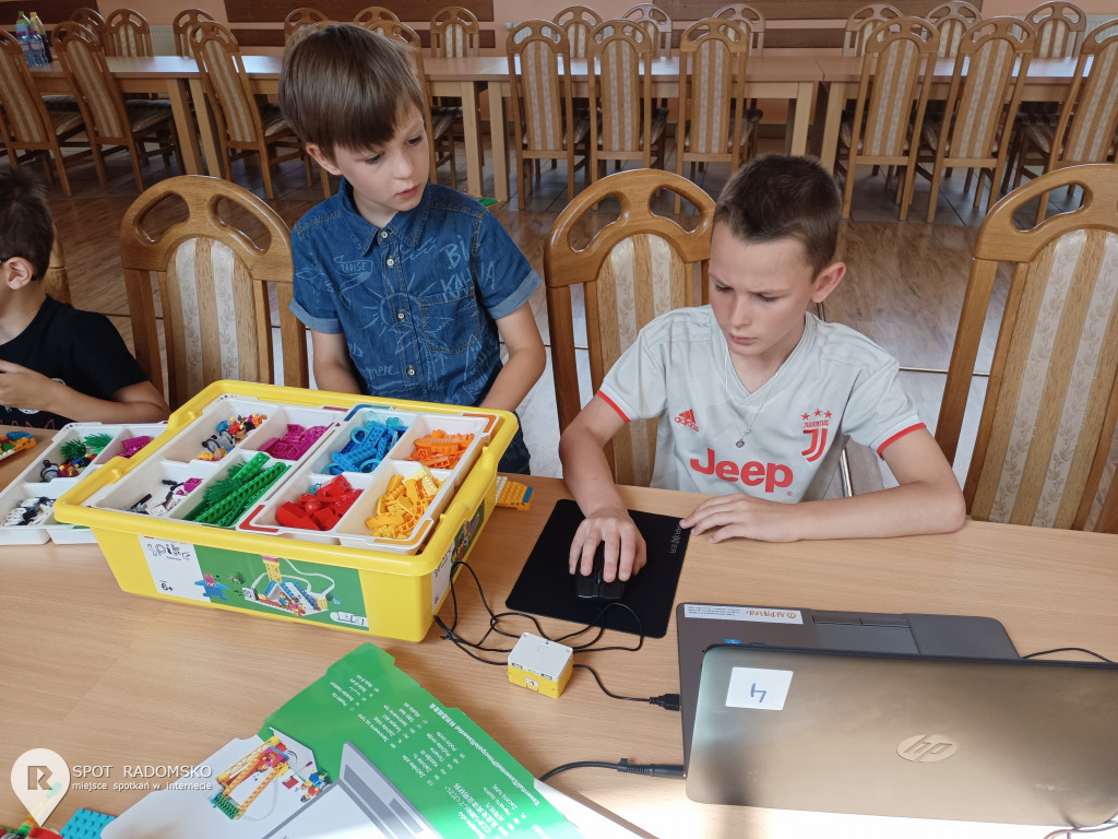 Warsztaty z robotyki i programowania w Kamieńsku