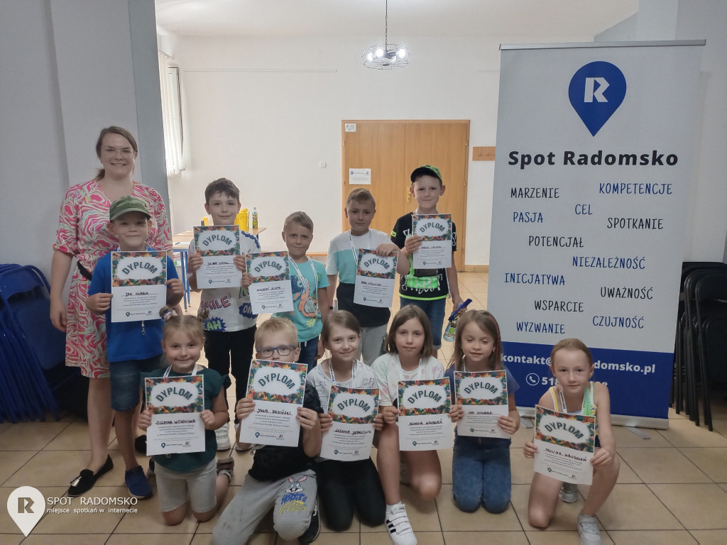 Warsztaty z robotyki i programowania w GOK Gidle