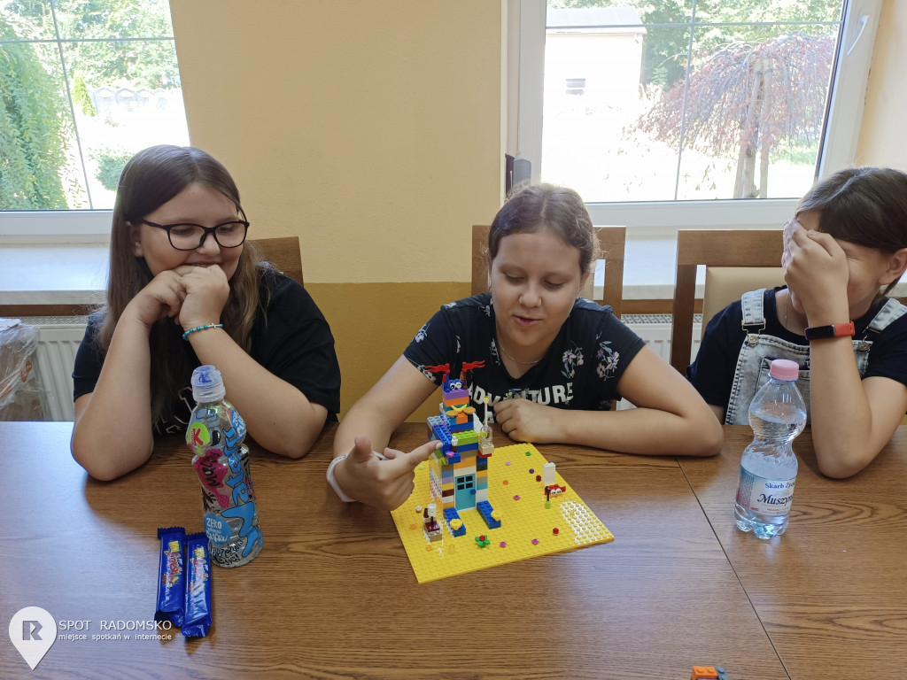 Warsztaty z robotyki i programowania w Dobryszycach