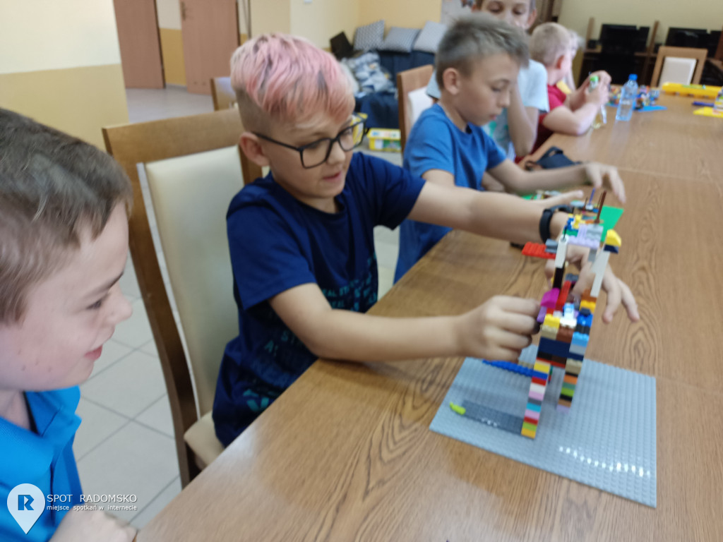 Warsztaty z robotyki i programowania w Dobryszycach