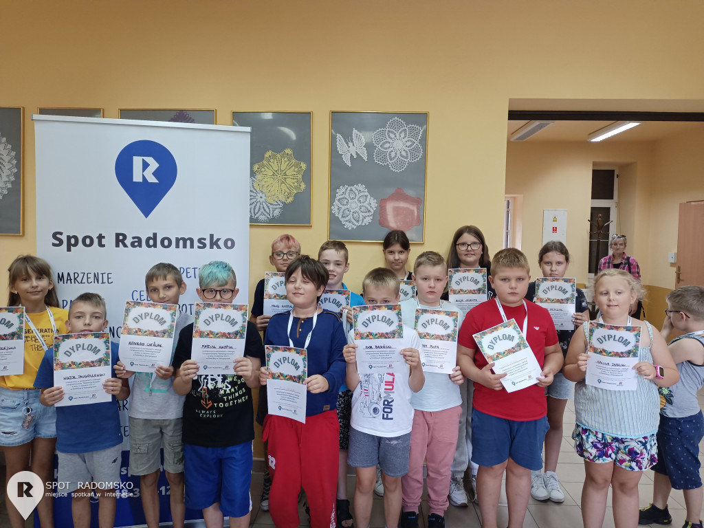 Warsztaty z robotyki i programowania w Dobryszycach