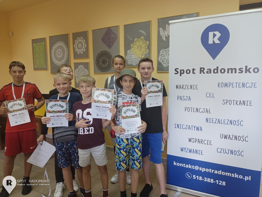 Warsztaty z robotyki i programowania w Dobryszycach