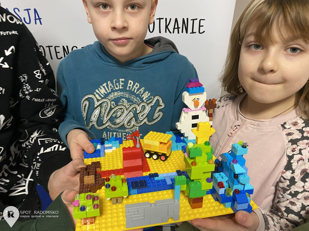? ROBOINŻYNIEROWIE w gminie Ładzice. Ferie 2023