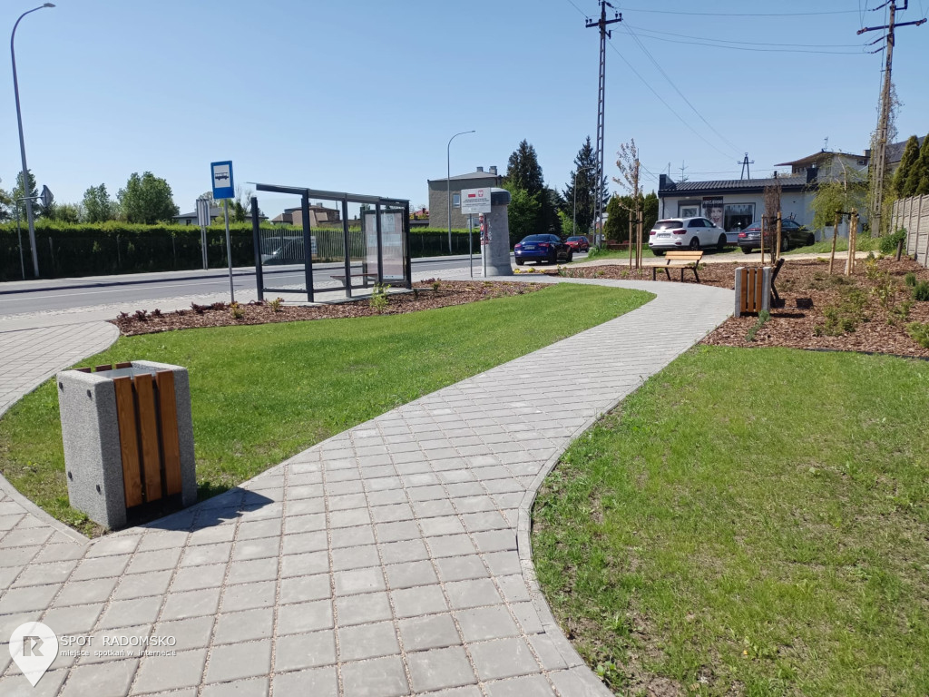?Dwa nowe skwerki w Radomsku (Budżet Obywatelski)