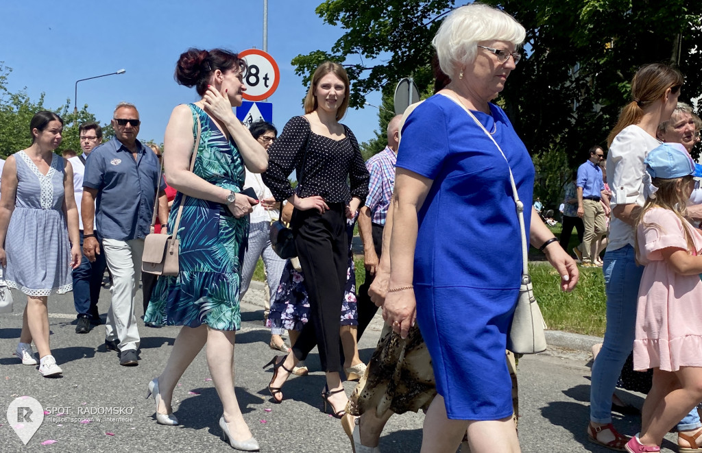 ⛪️ Procesja Bożego Ciała parafii NMP w Radomsku.