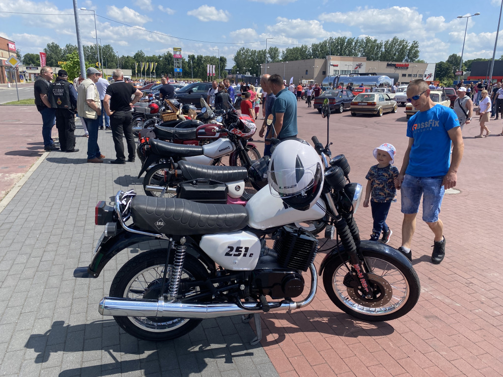 ?️ VI Ogólnopolski zlot Auto-Moto Weteran