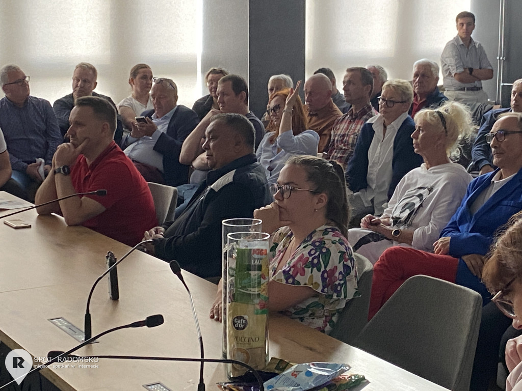 Debata o spalarni odpadów na osiedlu w Radomsku