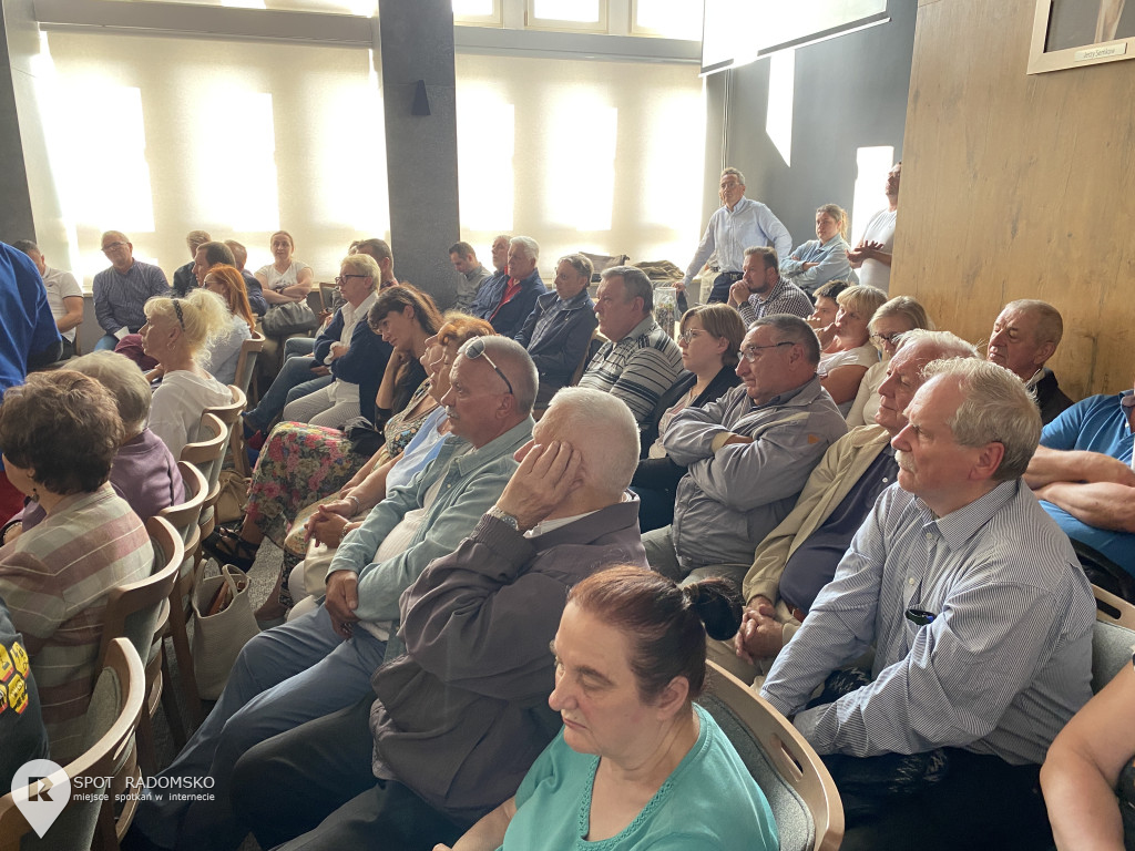 Debata o spalarni odpadów na osiedlu w Radomsku
