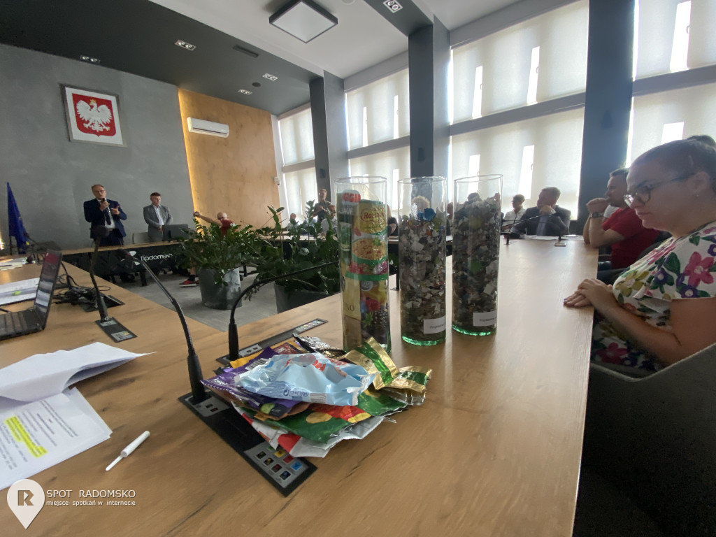 Debata o spalarni odpadów na osiedlu w Radomsku