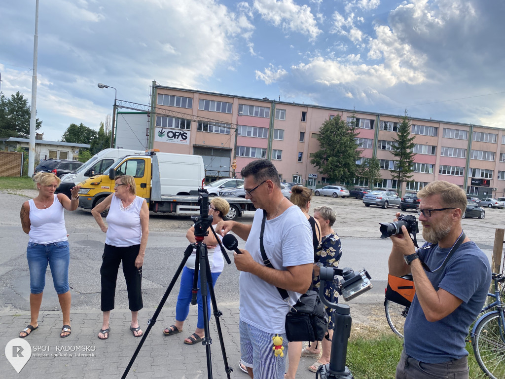 ? Protest mieszkańców Radomska przy ul. Zgoda 14