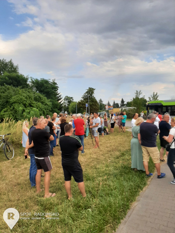 ? Protest mieszkańców Radomska przy ul. Zgoda 14