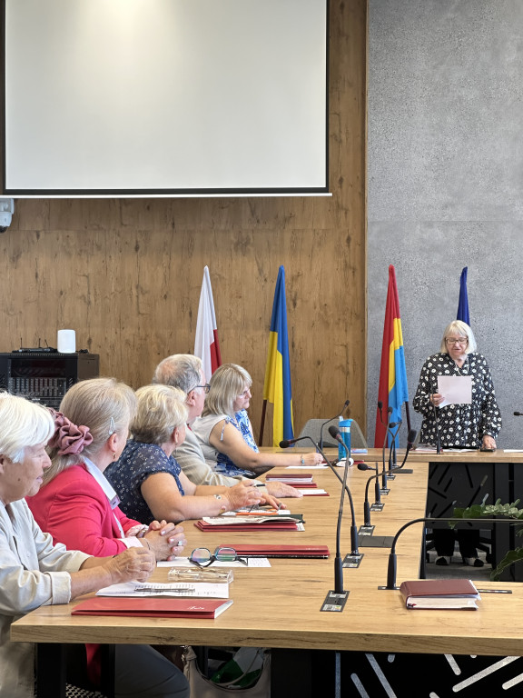 ?️Miejska Rada Seniorów w Radomsku zaprzysiężona