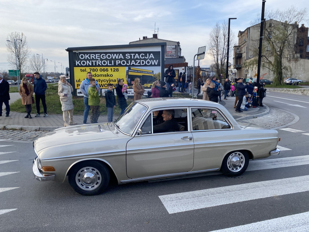 Auto Classic XII. Parada klasyków ulicami Radomska