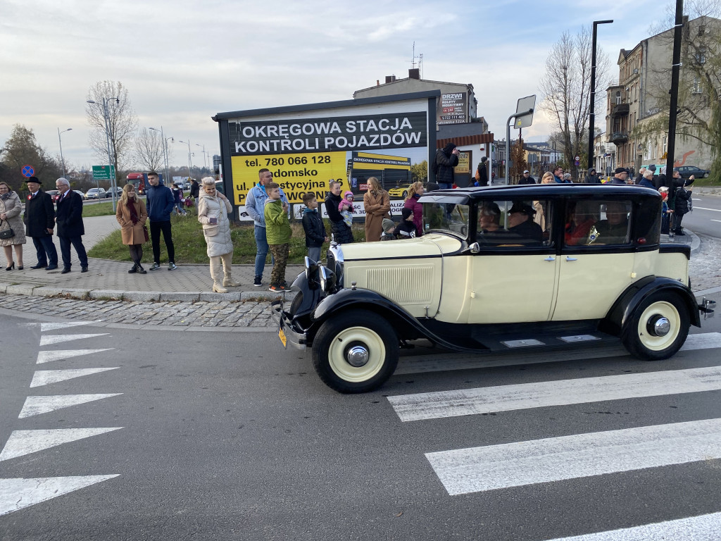 Auto Classic XII. Parada klasyków ulicami Radomska