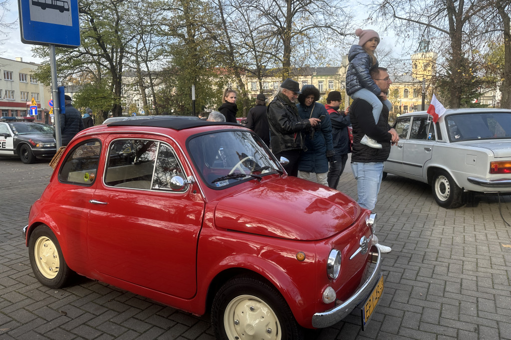 Auto Classic XII. Parada klasyków ulicami Radomska