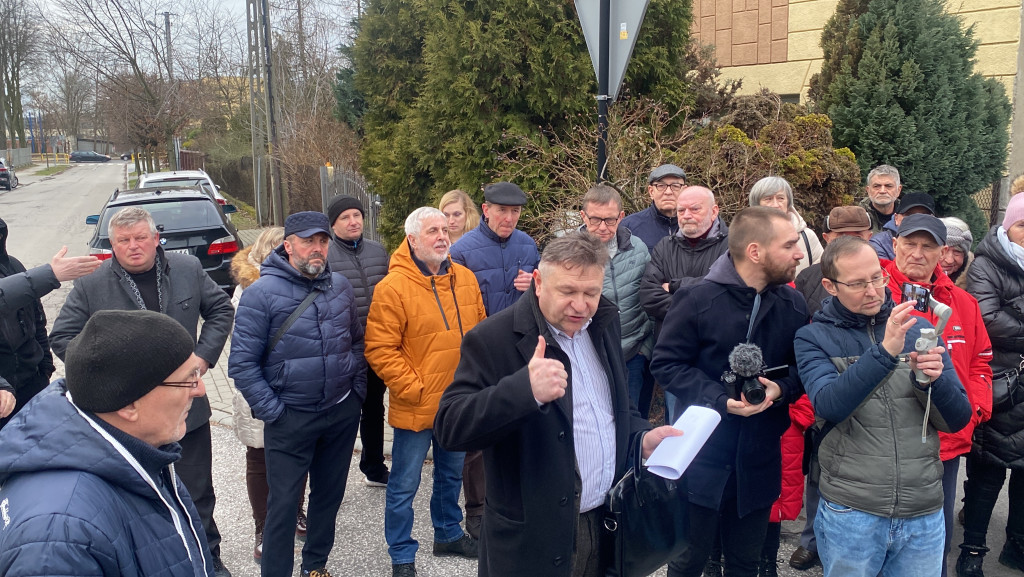 Mieszkańcy Radomska protestowali przy Przyszkolnej