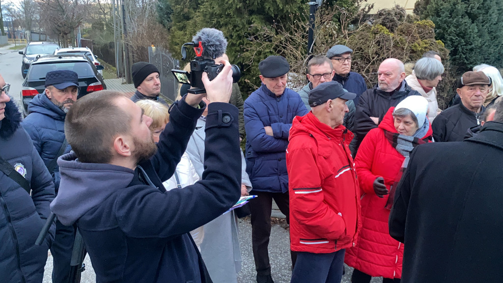 Mieszkańcy Radomska protestowali przy Przyszkolnej