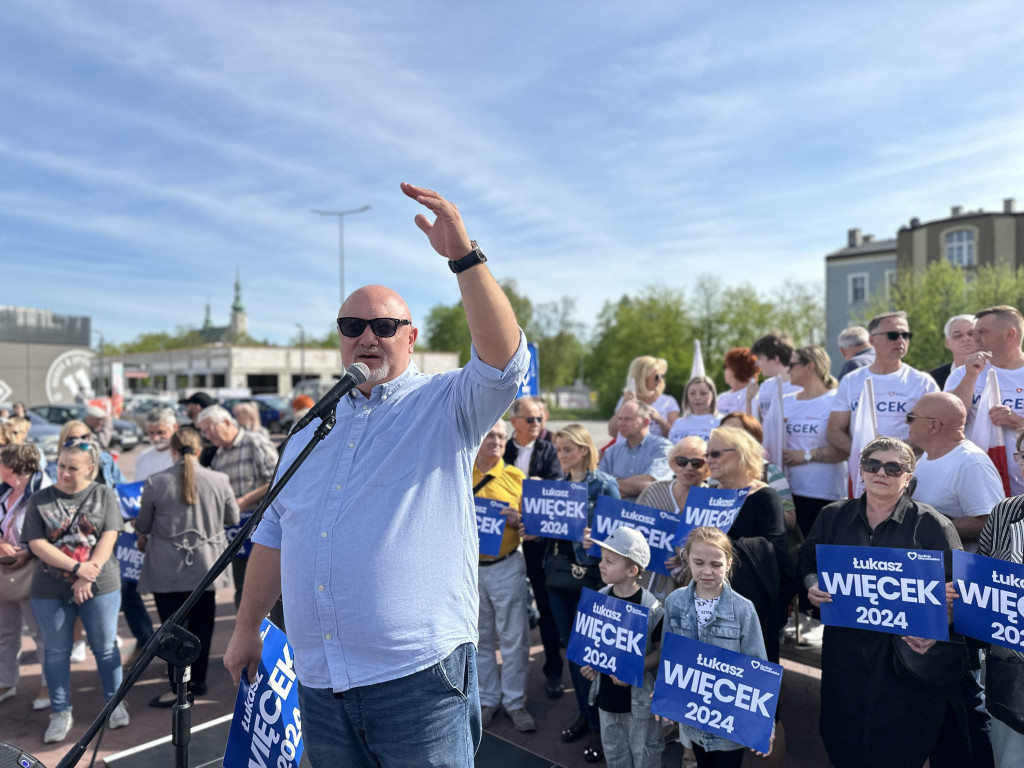 Prezydent Warszawy Rafał Trzaskowski w Radomsku