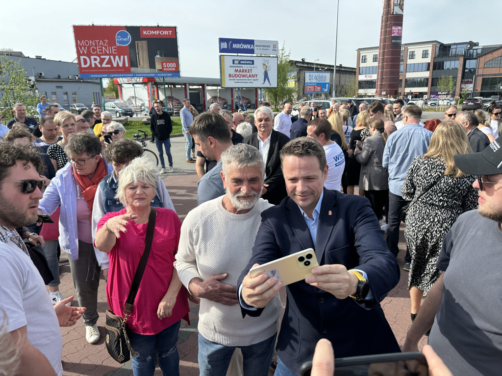 Prezydent Warszawy Rafał Trzaskowski w Radomsku