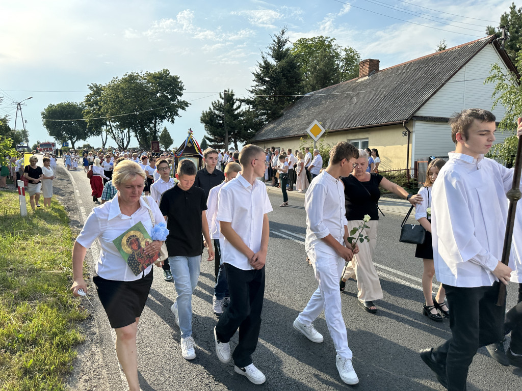 Parafia Św. Jadwigi Śląskiej w Kodrębie