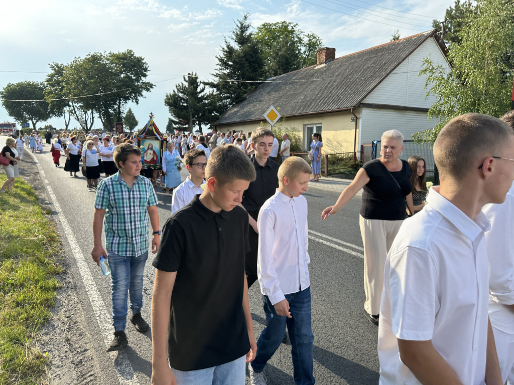 Parafia Św. Jadwigi Śląskiej w Kodrębie