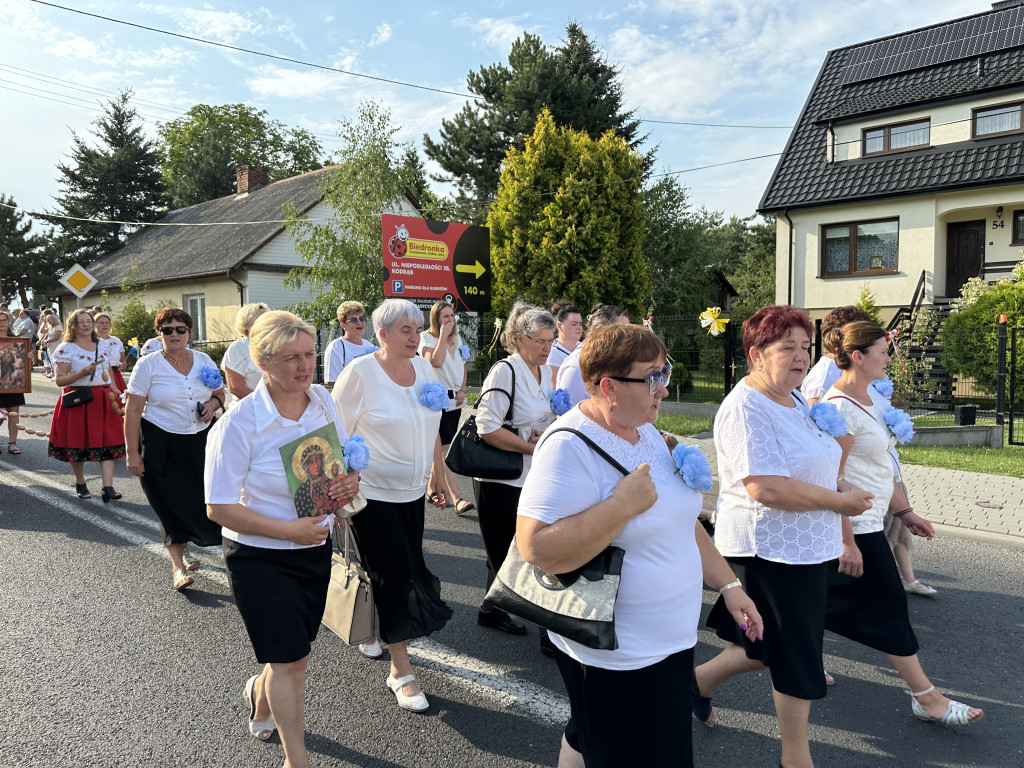 Parafia Św. Jadwigi Śląskiej w Kodrębie