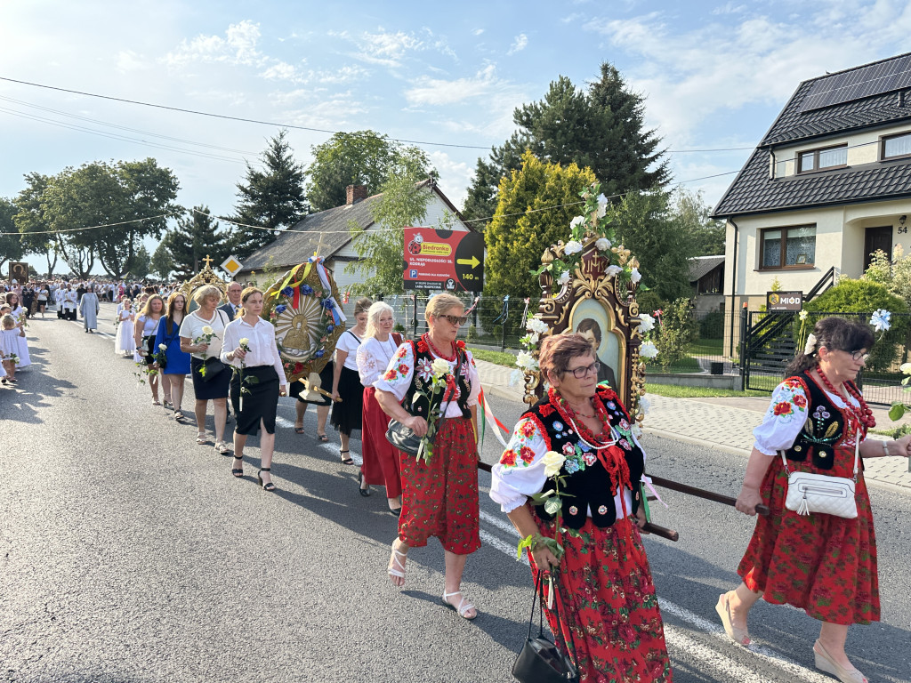 Parafia Św. Jadwigi Śląskiej w Kodrębie