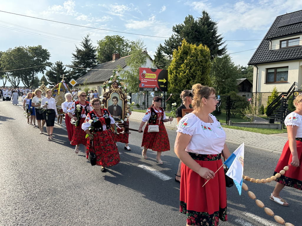 Parafia Św. Jadwigi Śląskiej w Kodrębie