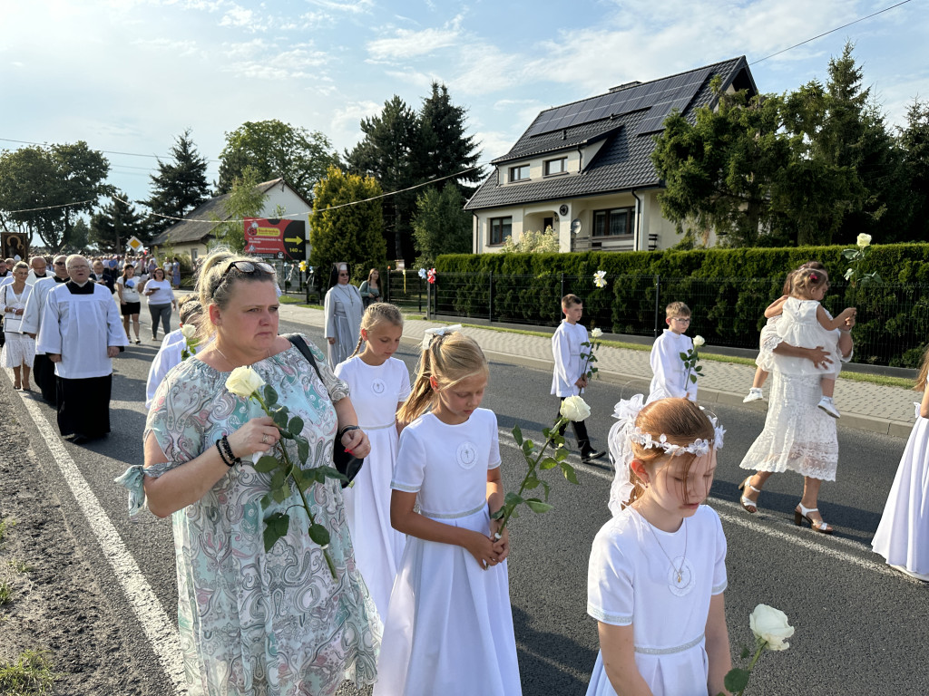 Parafia Św. Jadwigi Śląskiej w Kodrębie