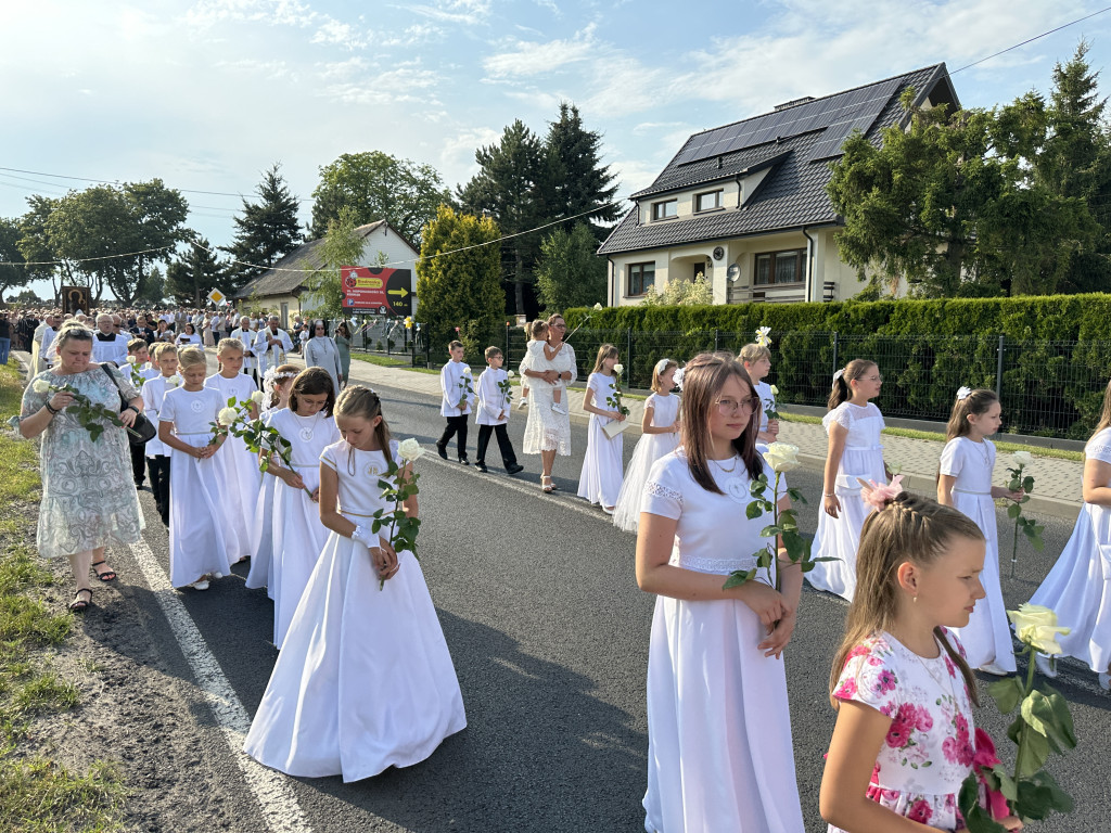 Parafia Św. Jadwigi Śląskiej w Kodrębie