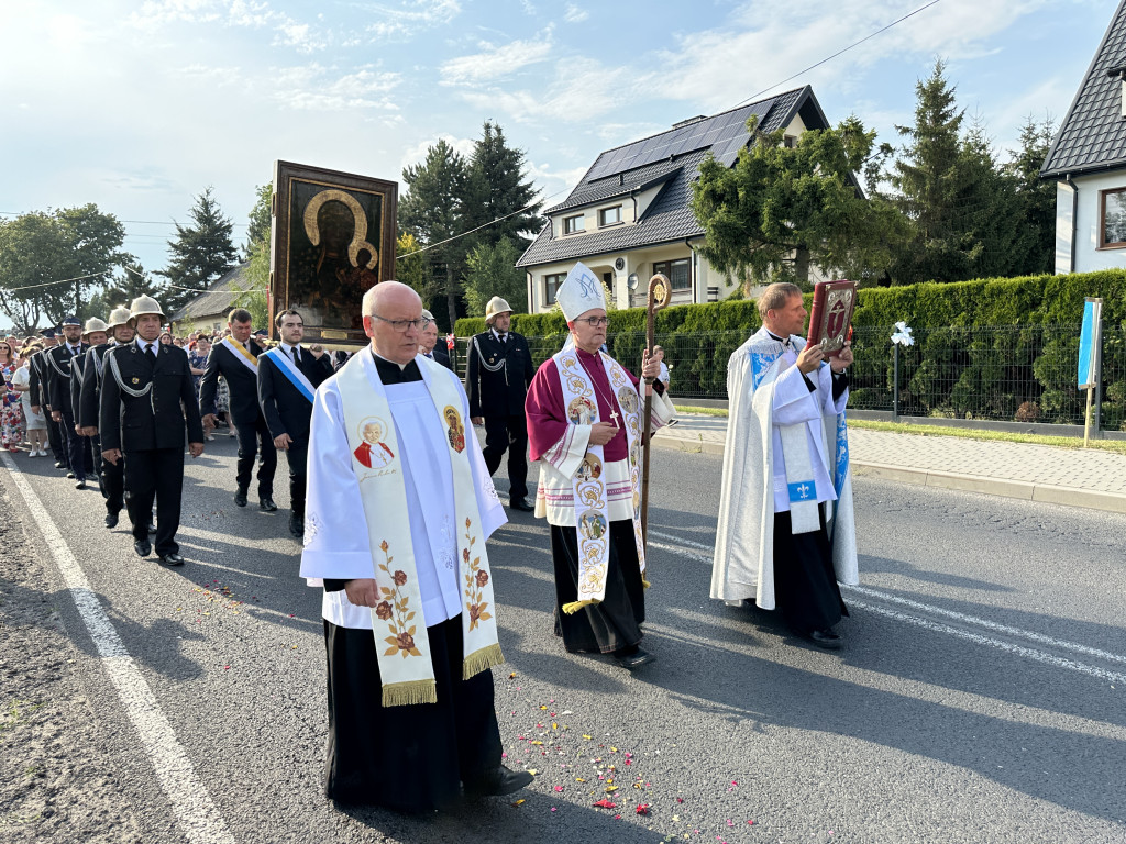 Parafia Św. Jadwigi Śląskiej w Kodrębie