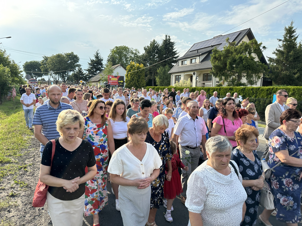 Parafia Św. Jadwigi Śląskiej w Kodrębie