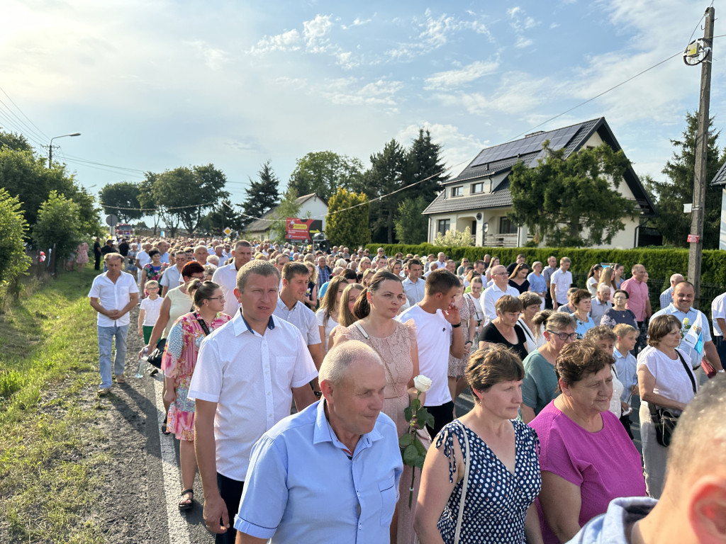 Parafia Św. Jadwigi Śląskiej w Kodrębie