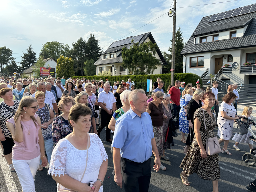 Parafia Św. Jadwigi Śląskiej w Kodrębie