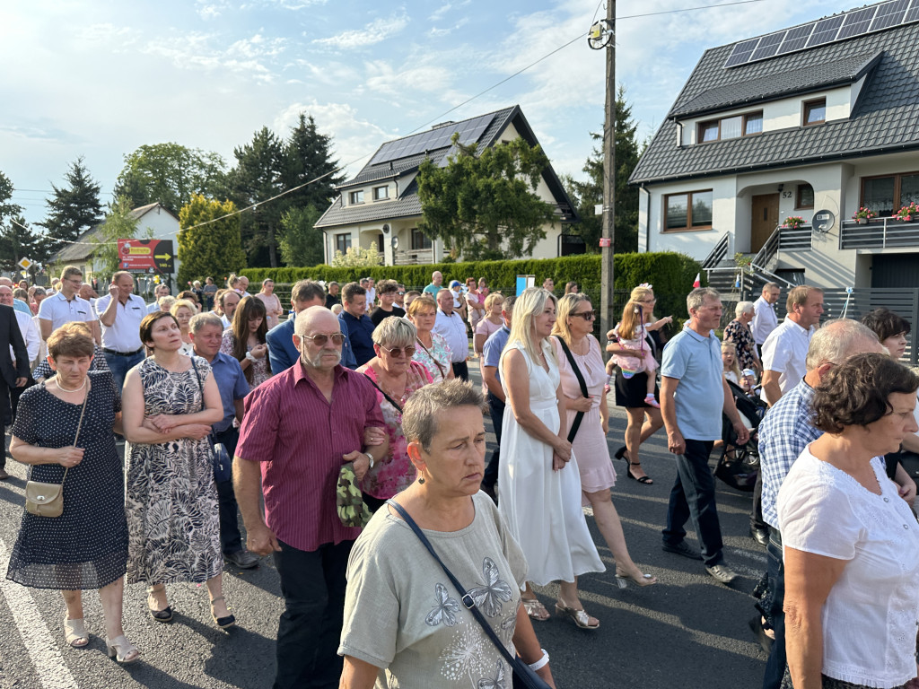 Parafia Św. Jadwigi Śląskiej w Kodrębie