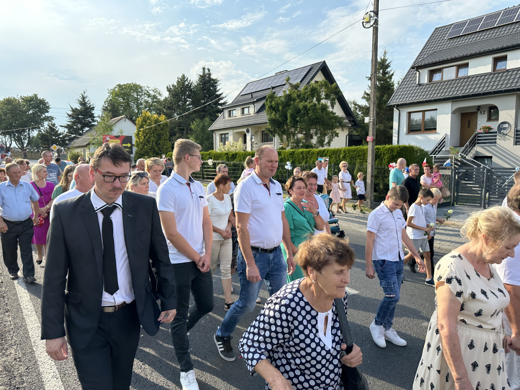 Parafia Św. Jadwigi Śląskiej w Kodrębie