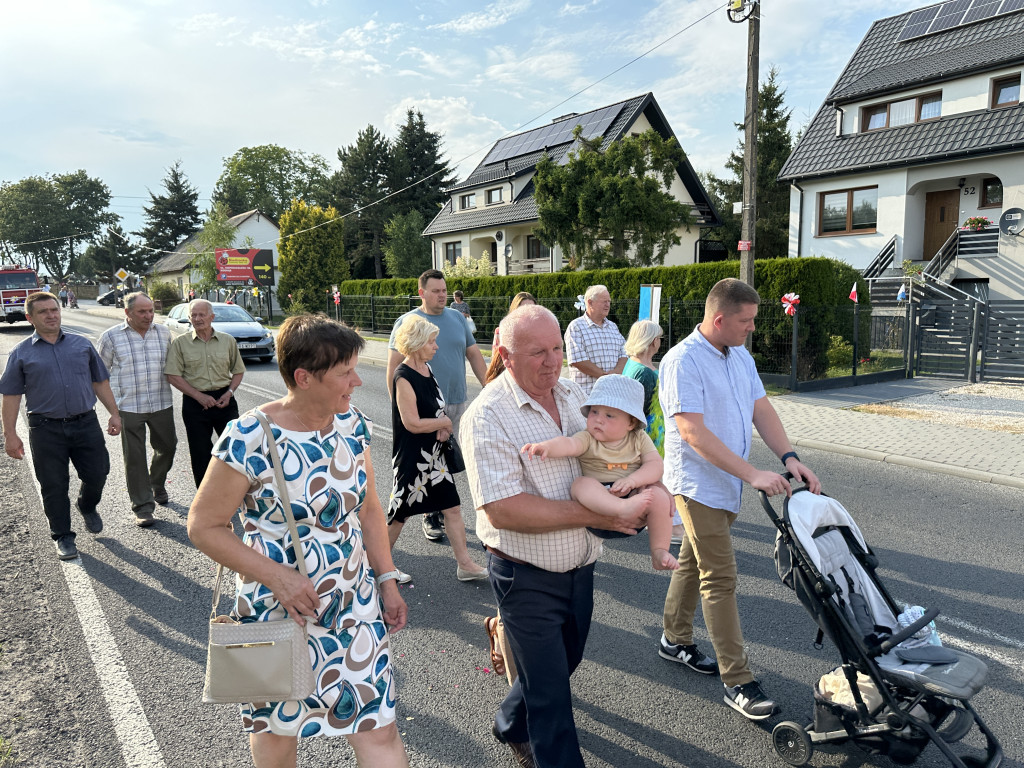 Parafia Św. Jadwigi Śląskiej w Kodrębie