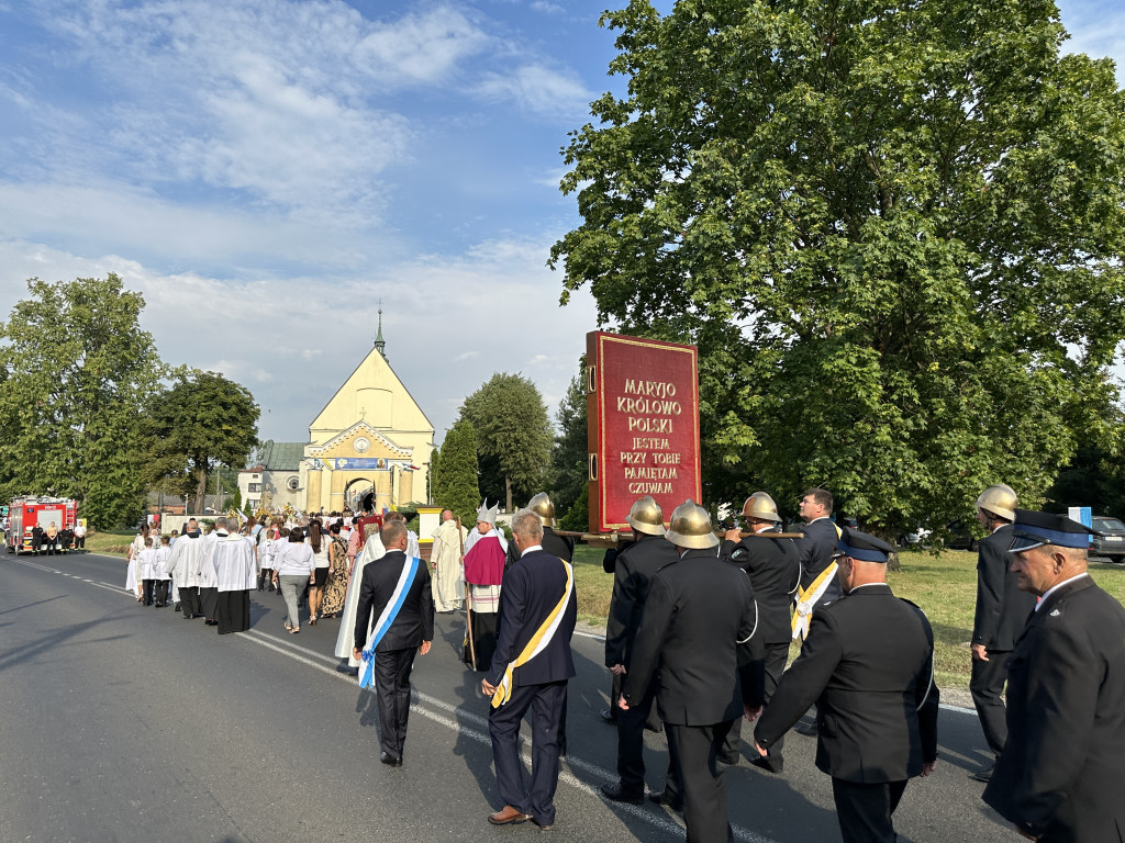 Parafia Św. Jadwigi Śląskiej w Kodrębie